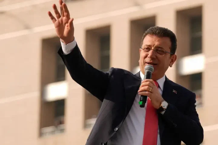 Imamoglu als Bürgermeister von Istanbul suspendiert
