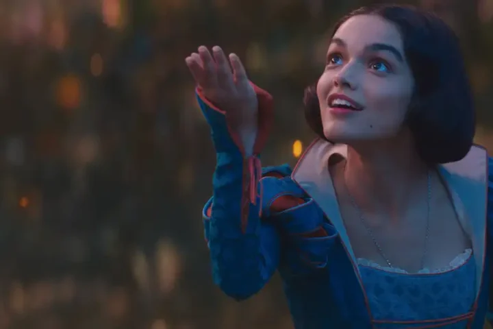 Nach heftigen Kontroversen: Disneys "Schneewittchen" im Kino