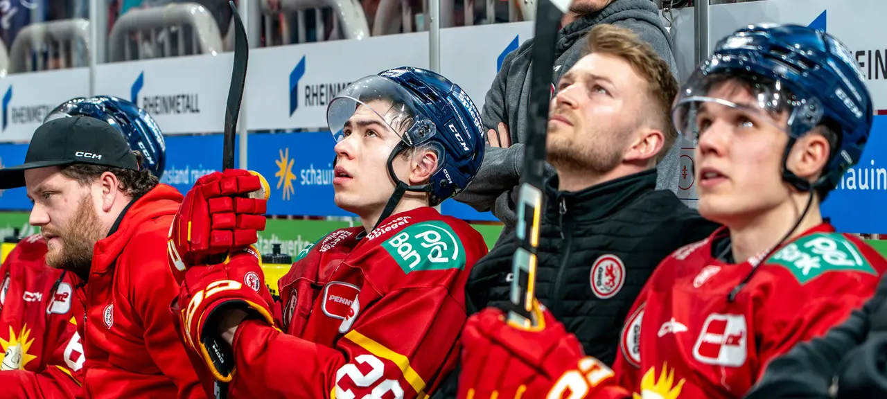 Eishockey verkehrt - DEG darf auf Klassenerhalt hoffen