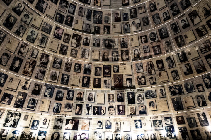 Holocaust-Gedenken im Wohnzimmer der Überlebenden