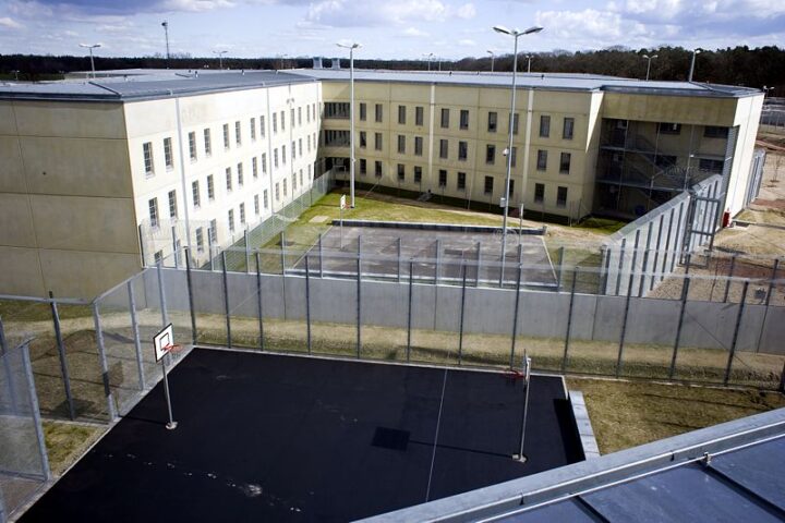 JVA Burg: Ehefrau von inhaftiertem Häftling tot aufgefunden