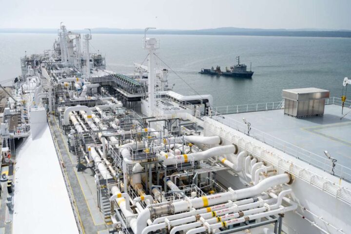 LNG-Terminals gefragt wie nie – Plätze bis Jahresende ausgebucht