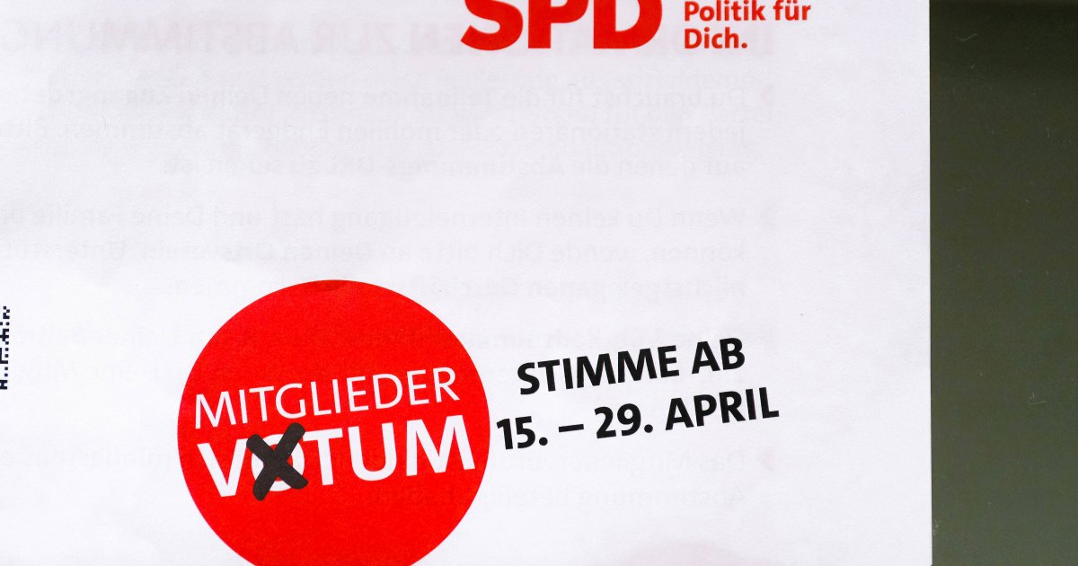 SPD-Mitglieder stimmen für Koalitionsvertrag