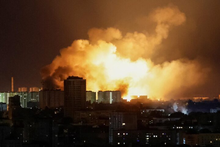 Russlands brutalster Luftangriff seit Kriegsbeginn erschüttert die Ukraine