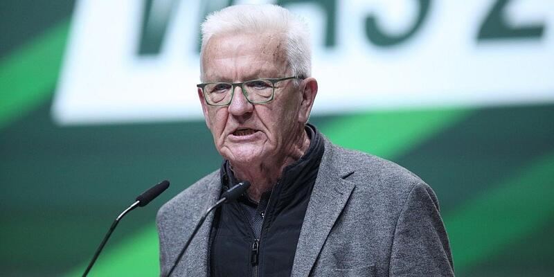 Kretschmann warnt Grüne vor Zusammenarbeit mit der Linkspartei