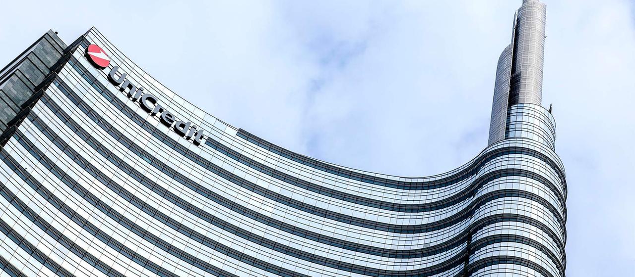 UniCredit-Aktionäre stimmen über Übernahme der Commerzbank ab