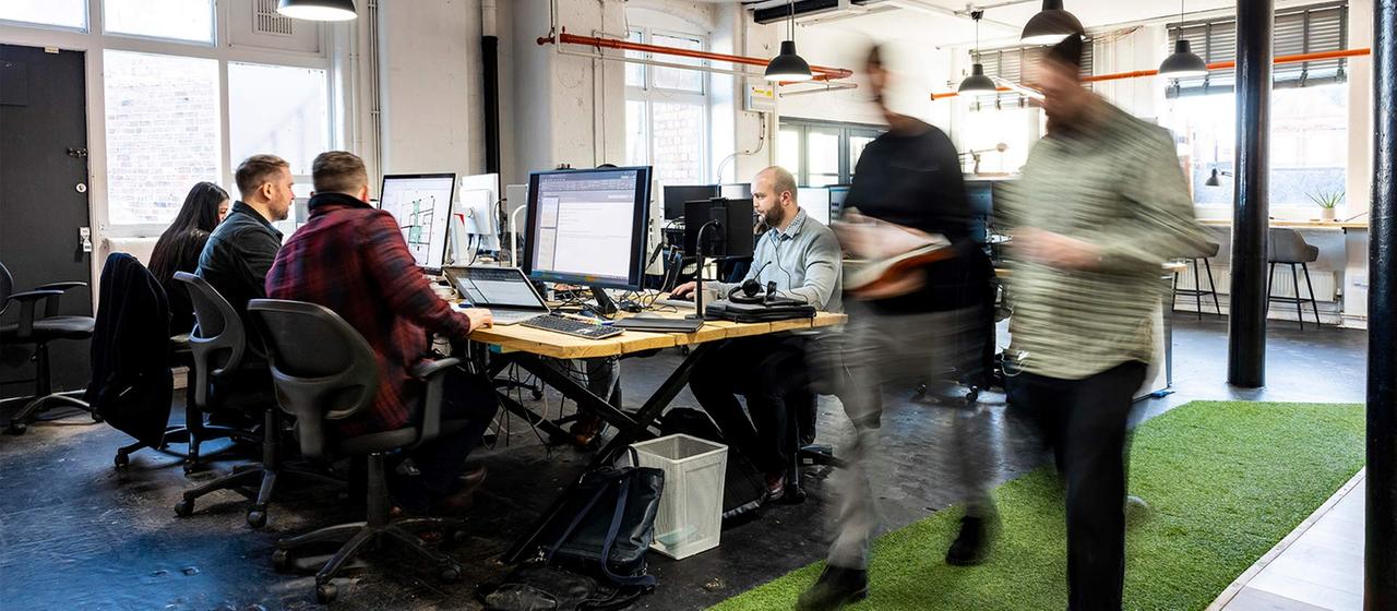Künstliche Intelligenz: Risiken durch Halluzinationen in wissenschaftlichen Studien und Beratungen
