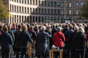 Proteste gegen geplante Reformen der sozialen Sicherung in Deutschland