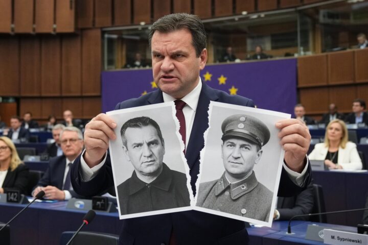 Polnischer Abgeordneter macht Ukraine-Hilfe von historischer Deutung abhängig