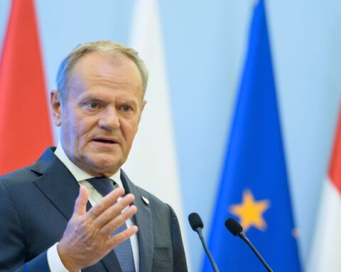 Russische Angriffe nahe Polen: Grenzübergänge evakuiert, Tusk warnt vor kritischen Monaten