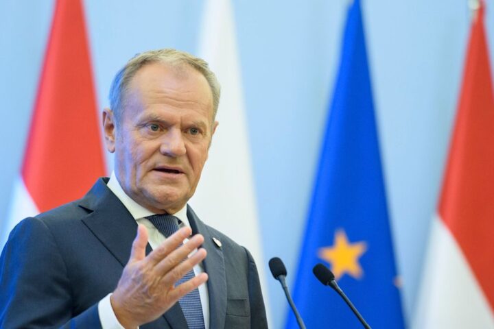 Russische Angriffe nahe Polen: Grenzübergänge evakuiert, Tusk warnt vor kritischen Monaten