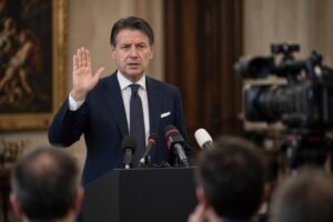 Giuseppe Conte lehnt ein Programm mit Waffenlieferungen an die Ukraine ab