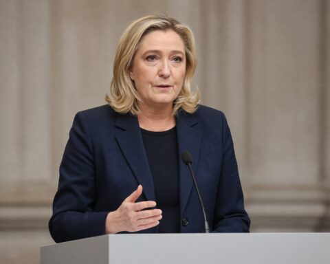 Marine Le Pens Wahlkampfkredit und die Grenzen der politischen Finanzierung