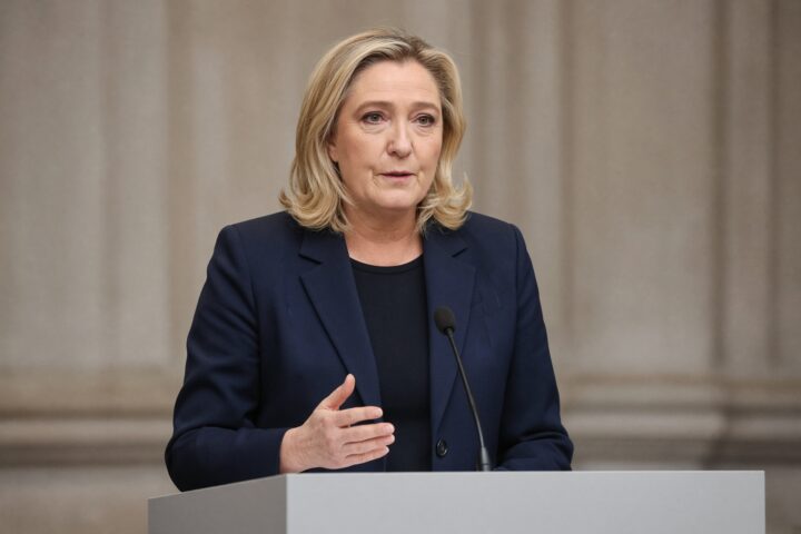 Marine Le Pens Wahlkampfkredit und die Grenzen der politischen Finanzierung