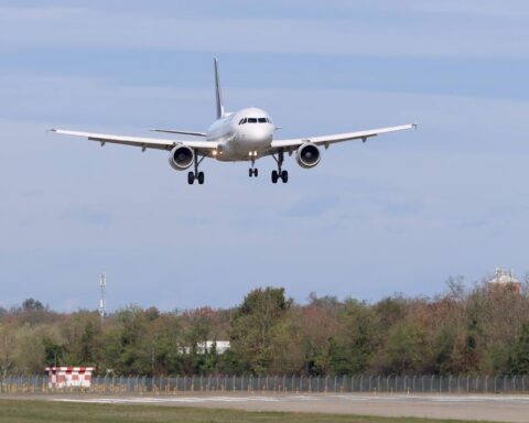 AnimaWings beantragt Restrukturierung und setzt Flüge bis Ende Oktober aus